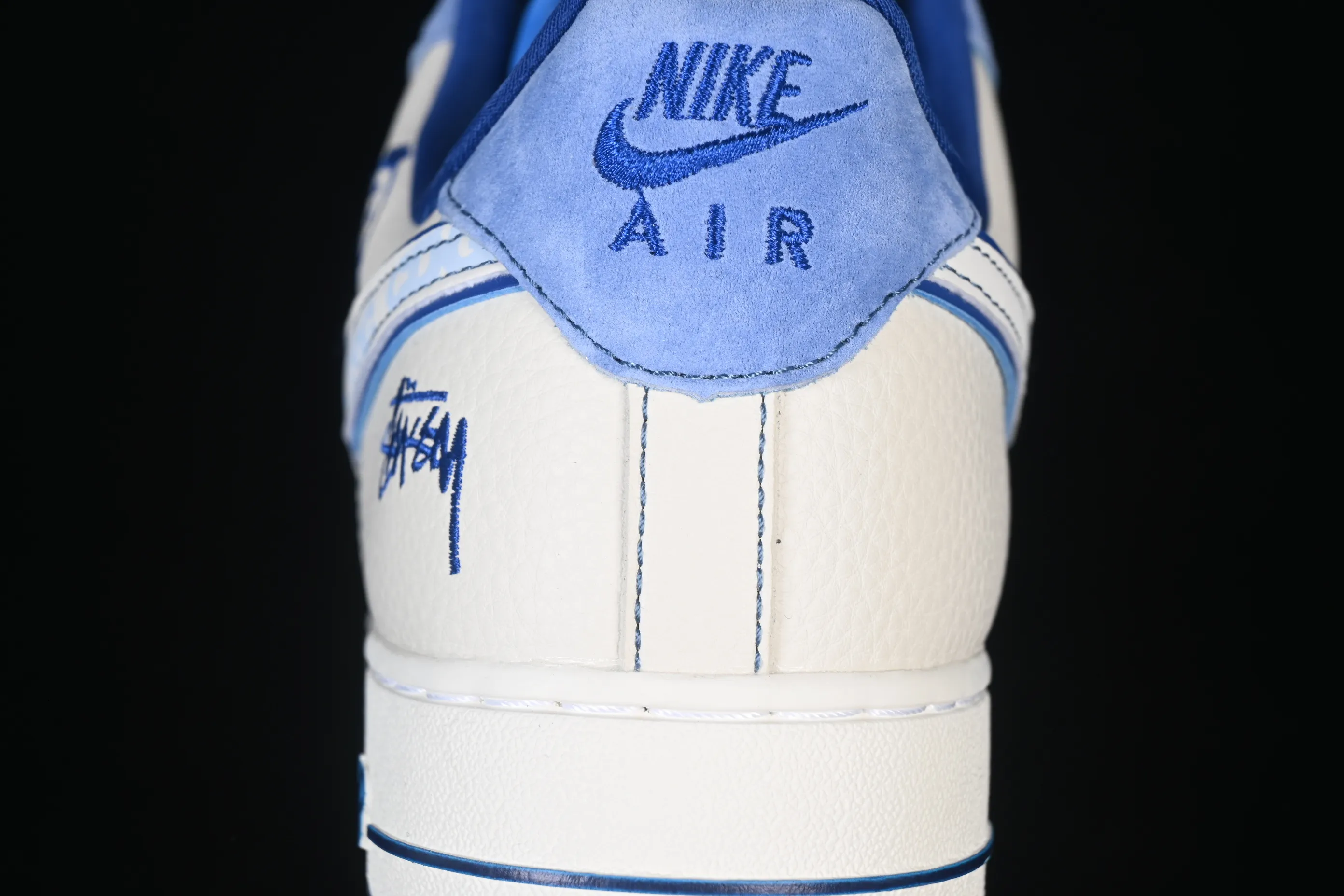 All categories Nk Air Force 1 Air Force series Nk Air Force 1 Low Air Force low-top Nike Air Force 1'07 Low joint model blue and white style Air Force 1 low-top casual sneakers SY1388-020